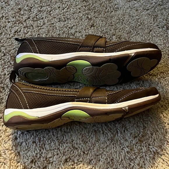 Ryka slip-on size 6 1/2. - Picture 4 of 4